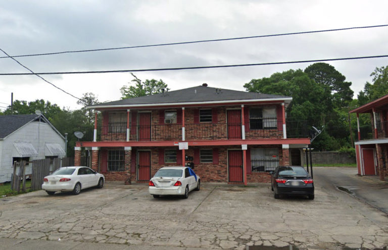 2766 N Acadian Thwy