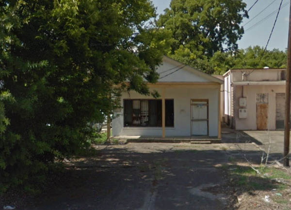 1287 Main St