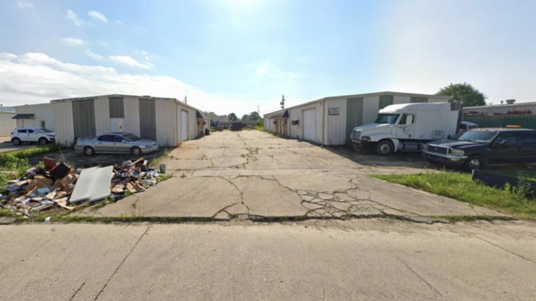 4241, 4259 Jeffrey Dr