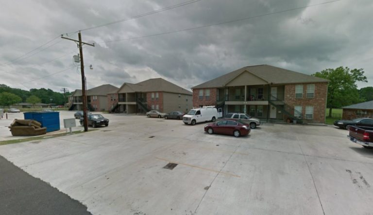 9442, 9452, 9560 Angus Ave