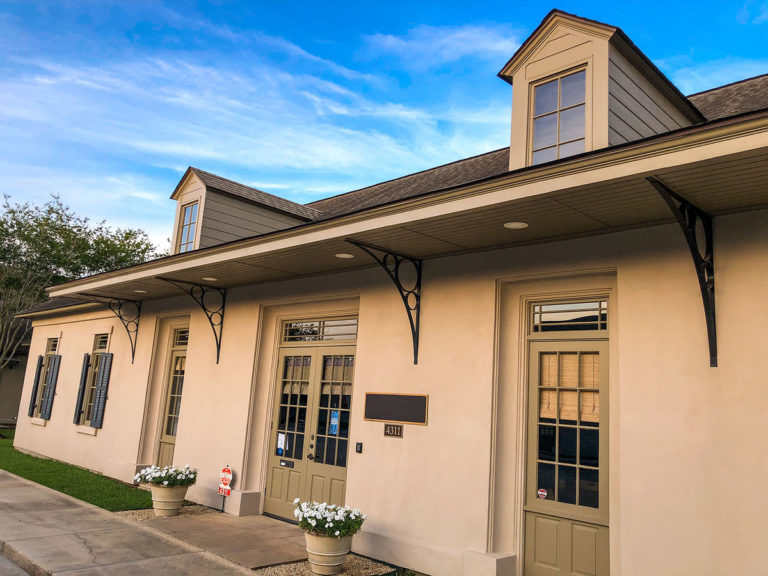 4311 Bluebonnet Blvd
