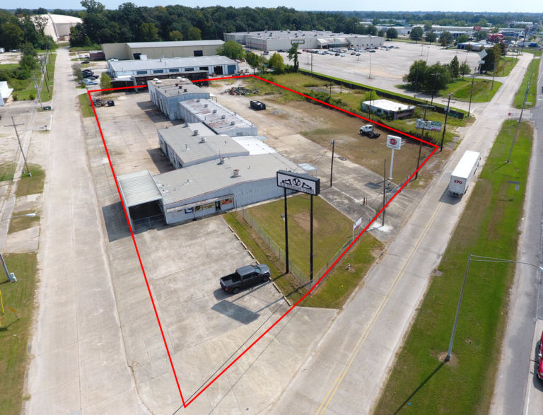 7659 Airline Hwy