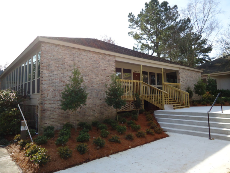 10621 N Oak Hills Pkwy, Suite A