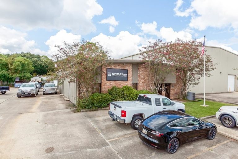 4320 Jeffrey Dr