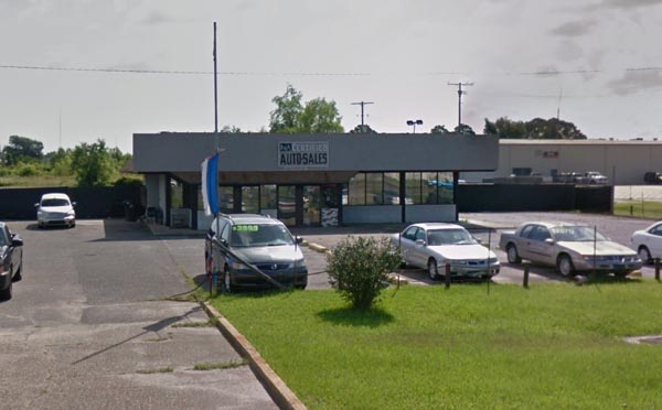 7945 Airline Hwy