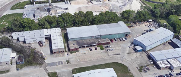 2444 Dumont Dr