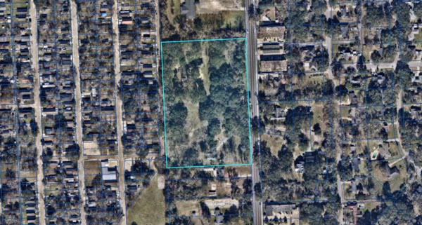 921 N Foster Dr