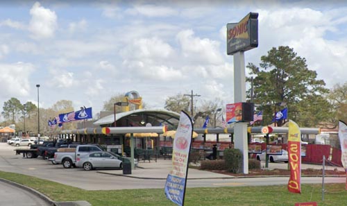 8223 Airline Hwy