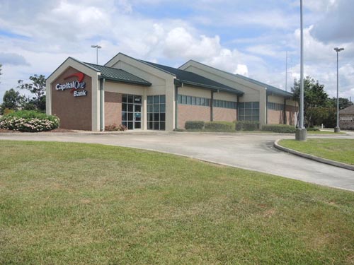 6920 Bluebonnet Blvd