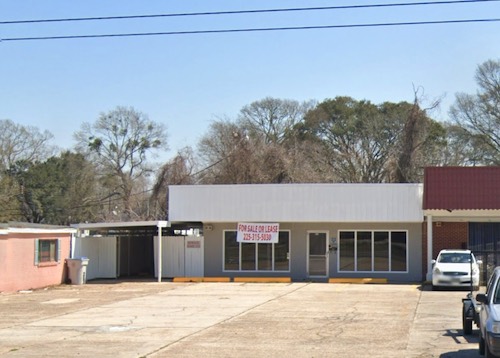 960 Main St