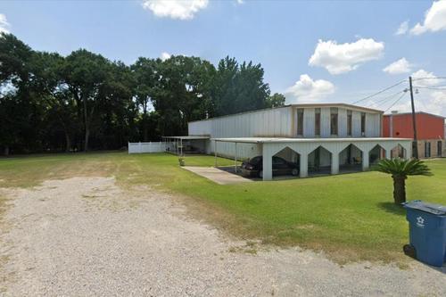 212 Tubing Rd, Broussard, LA 70518