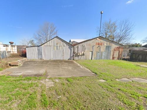 427 Brown Ave, Harvey, LA 70058