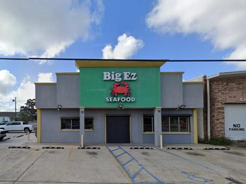 1630, 1632 Lafayette St, Gretna, LA 70053