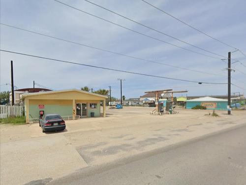 3047 Hwy 1, Grand Isle, LA 70358
