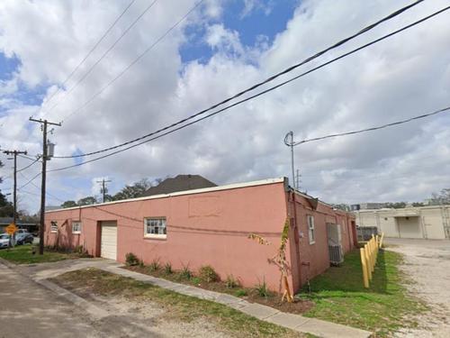117 Central Dr, Metairie, LA 70005