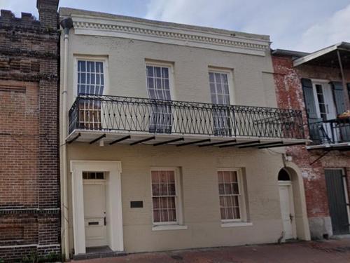 1018 Bienville St, New Orleans, LA 70112