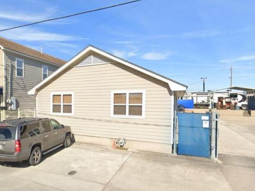 25 Hickory Ave, Harahan, LA 70123