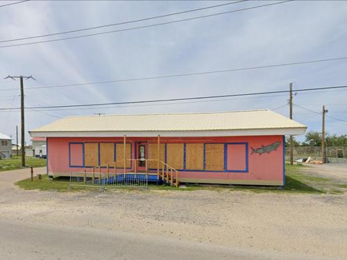 3011 Hwy 1, Grand Isle, LA 70358