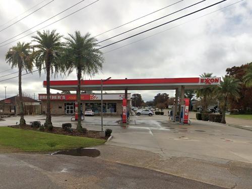 1944 Belle Chasse Hwy, Gretna, LA 70053