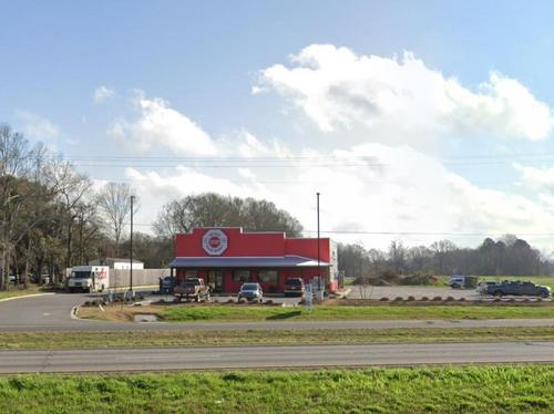 3470 NE Evangeline Thwy, Lafayette, LA 70507