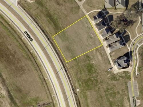 913 Apollo Rd, Lafayette, LA 70583