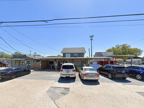 10826 Hayne Blvd, New Orleans, LA 70127