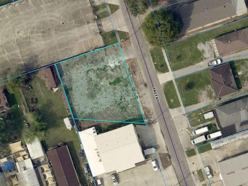 208 Trefny Ave, Metairie, LA 70003