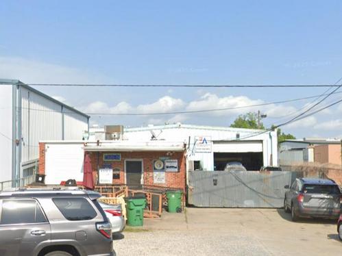 2917 Harvard Ave, Metairie, LA 70006
