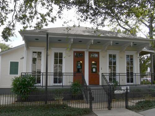 3458, 3460 Magazine St, New Orleans, LA 70115
