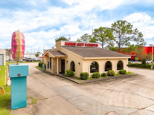 5611 Johnston St, Lafayette, LA 70503