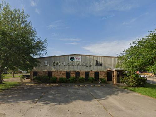 221 Burgess Dr, Broussard, LA 70518