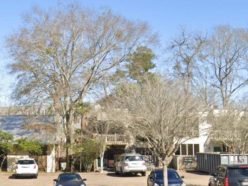 231 La Rue France, Lafayette, LA 70508