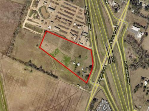 4805 NW Evangeline Thwy, Carencro, LA 70520