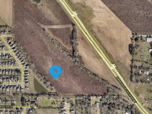 7700 BLK Ambassador Caffery Pkwy, Broussard, LA 70518