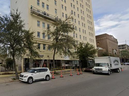 1205 St Charles Ave (Unit C-4), New Orleans, LA 70130