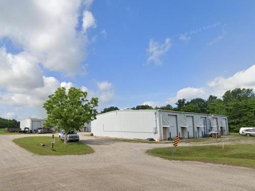 200 Charbonnet Rd, Duson, LA 70529