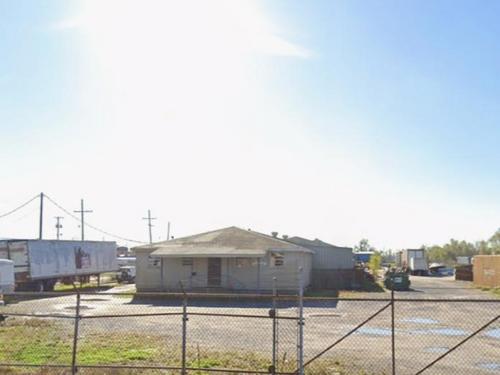 2500 Lester St, Harvey, LA 70058