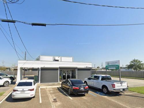 909 Ave C, Marrero, LA 70072