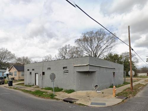 1260 Eddie Robinson Sr Dr, Baton Rouge, LA 70802