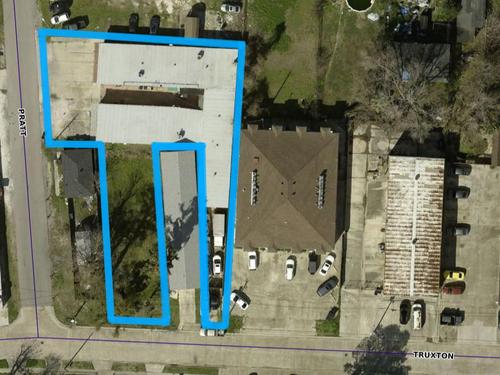 2110, 2112 Pratt St;
1205 Truxton St, Gretna, LA 70053