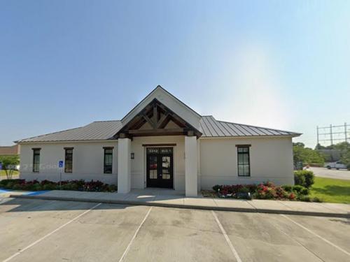 3312 Kaliste Saloom Rd (Unit B), Lafayette, LA 70508