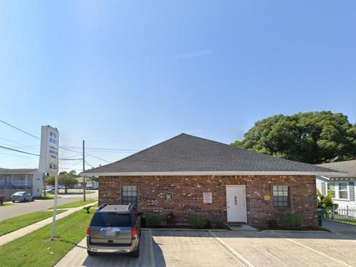 980 Ave A, Marrero, LA 70072