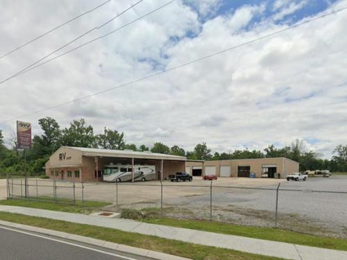 14340 S Choctaw Dr, Baton Rouge, LA 70815