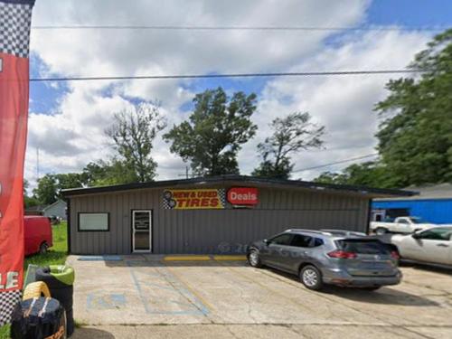 15746 Florida Blvd, Baton Rouge, LA 70819