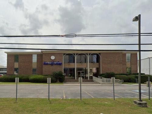 3200 Cleary Ave, Metairie, LA 70002