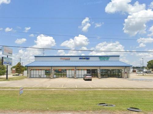 5530 Johnston St, Lafayette, LA 70503