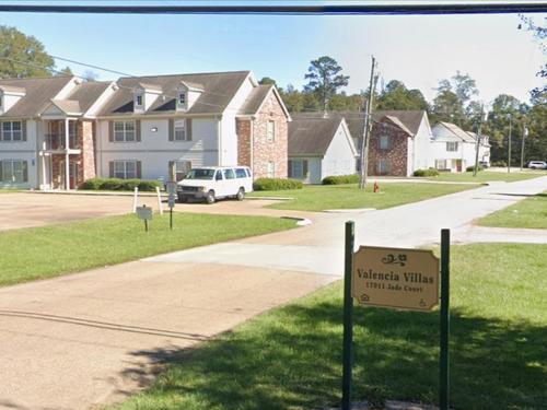 17011 Jade Ct, Hammond, LA 70403