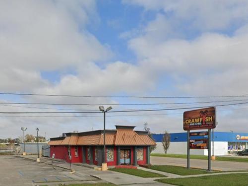 6220 Lapalco Blvd, Marrero, LA 70072