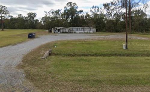 10757 Airline Hwy, Gonzales, LA 70737