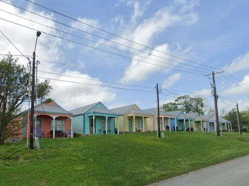 1402, 1404, 1412, 1416, 1420, 1424, 1426 General Mouton Ave, Lafayette, LA 70501